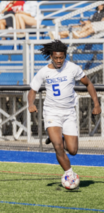 Elijah Douglas soccer